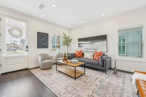 W Memorial Rd-009.jpg