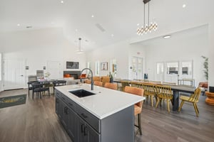 W Memorial Rd-014.jpg