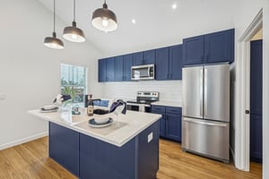 W Memorial Rd-017.jpg