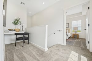 W Memorial Rd-027.jpg