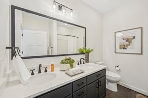 W Memorial Rd-033.jpg