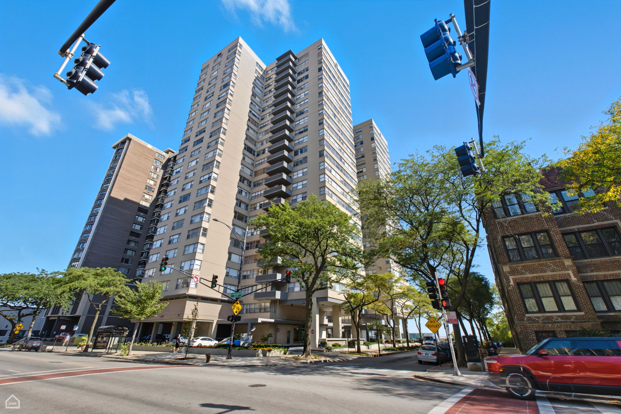 6301 N Sheridan Rd 14N - Brady Miller_100725_001