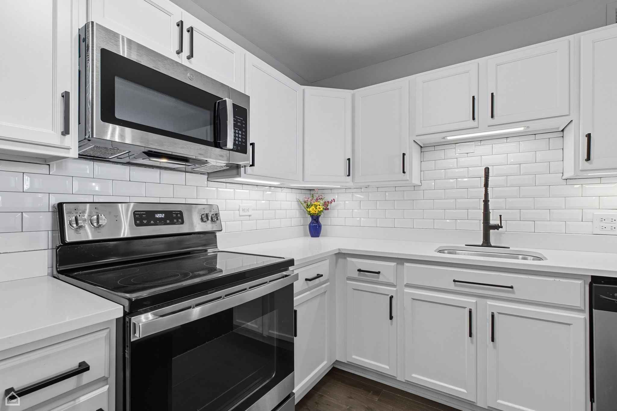 6301 N Sheridan Rd 14N - Brady Miller_100725_007