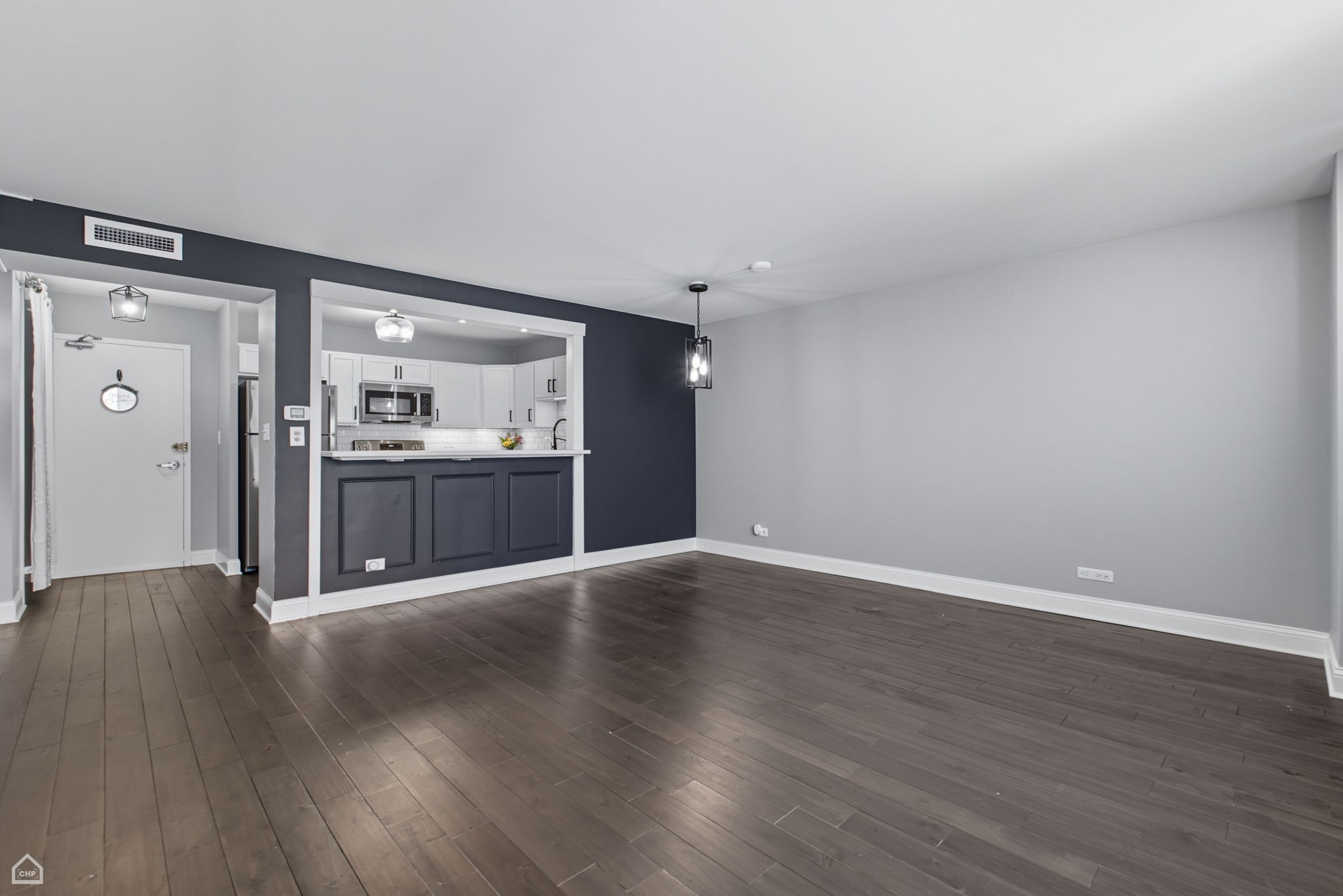 6301 N Sheridan Rd 14N - Brady Miller_100725_009