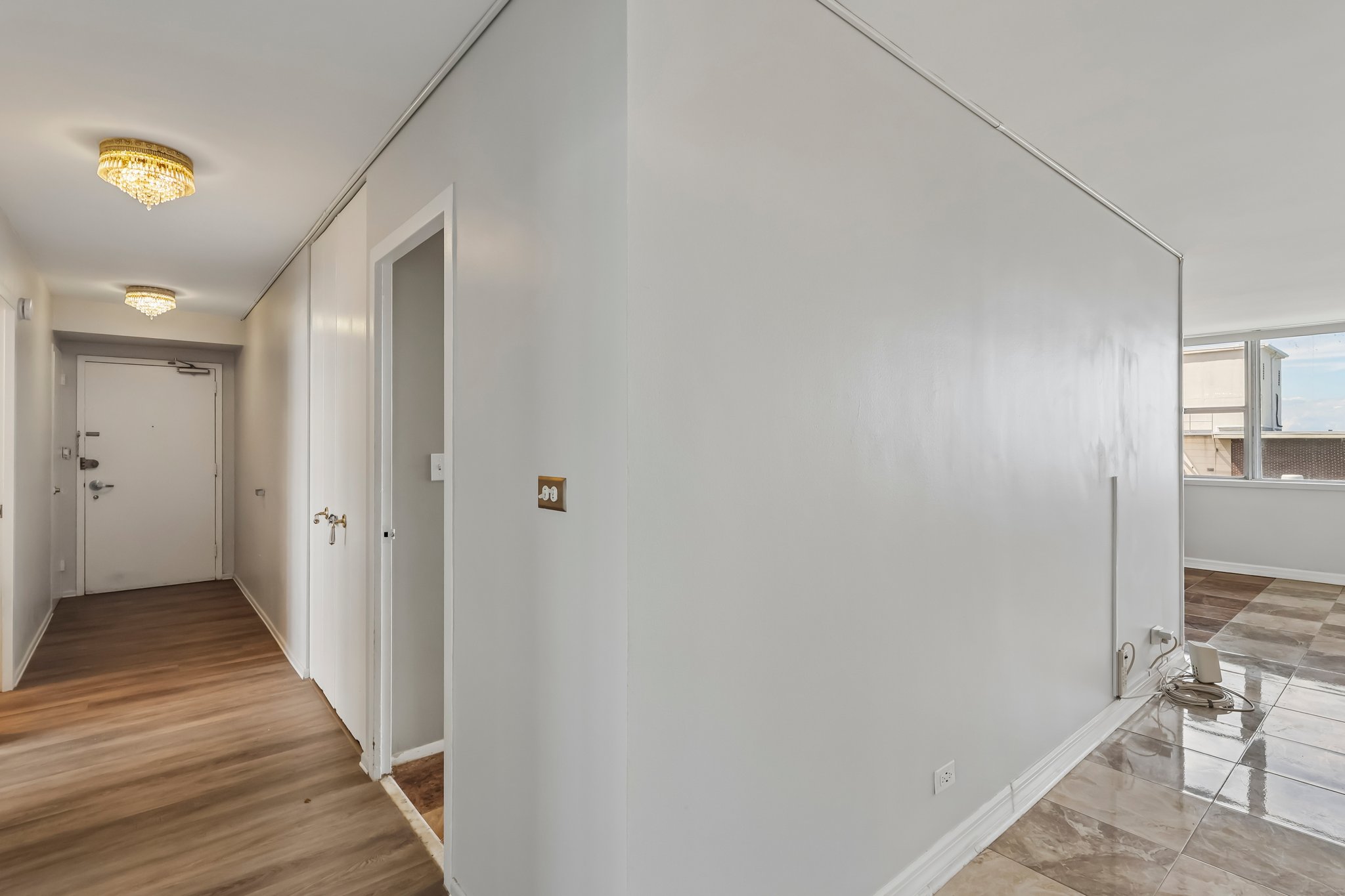 N Sheridan Rd apt 24 e-S2606-015.jpg