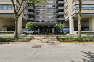 N Sheridan Rd apt 24 e-S2606-003.jpg