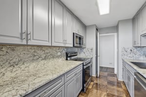 N Sheridan Rd apt 24 e-S2606-010.jpg
