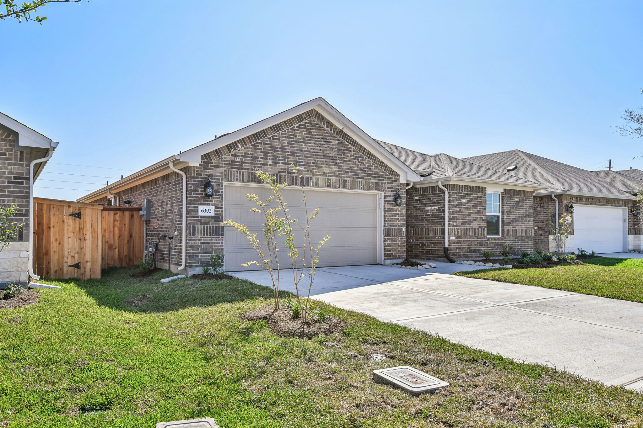 Houston - Wall Street Village - 6302 Brazos Trl, Richmond, TX -  002