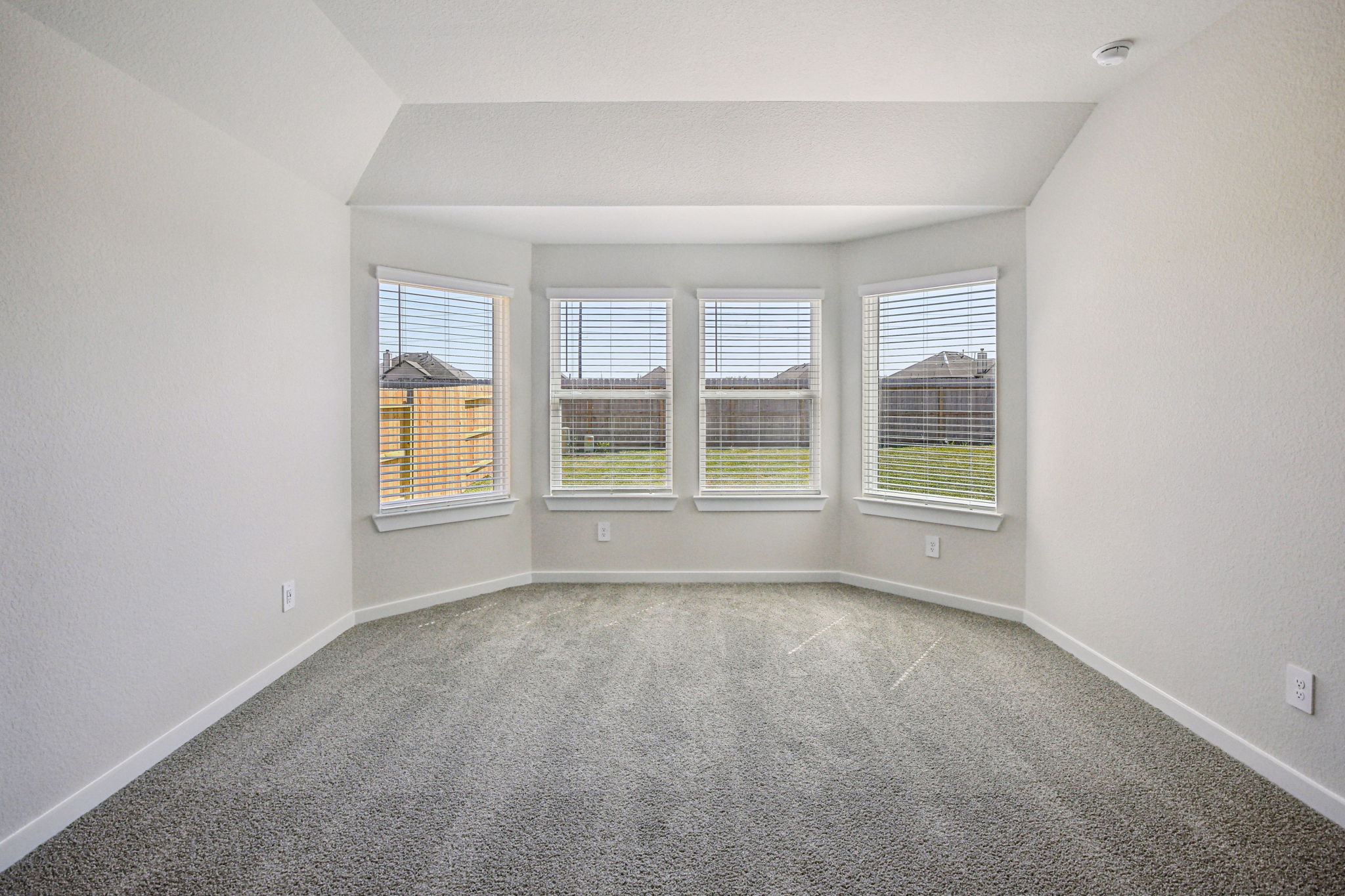 Houston - Wall Street Village - 6302 Brazos Trl, Richmond, TX -  027