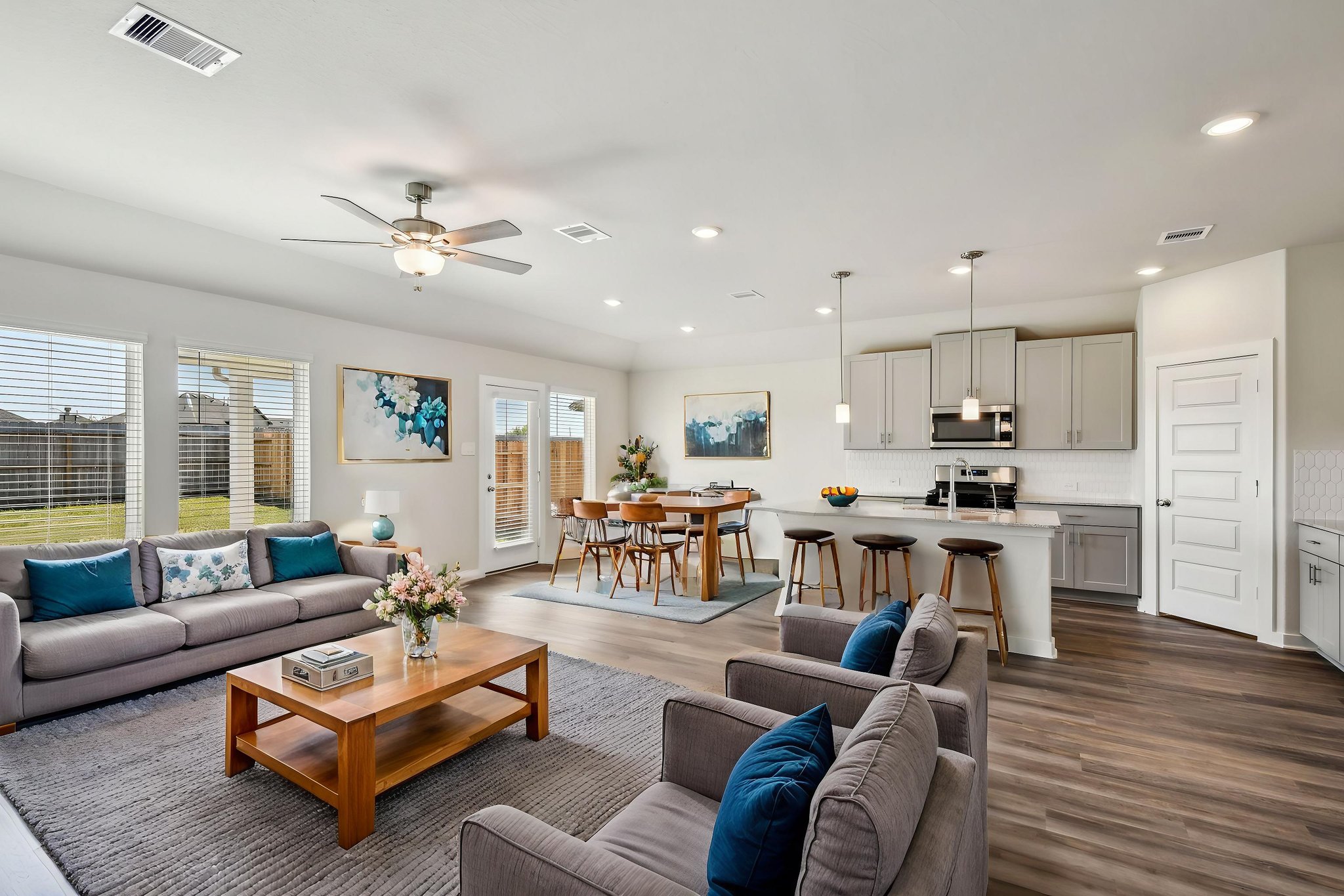 Houston - Wall Street Village - 6302 Brazos Trl, Richmond, TX -  009 virtually staged