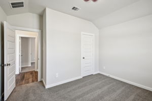 Houston - Wall Street Village - 6302 Brazos Trl, Richmond, TX -  020