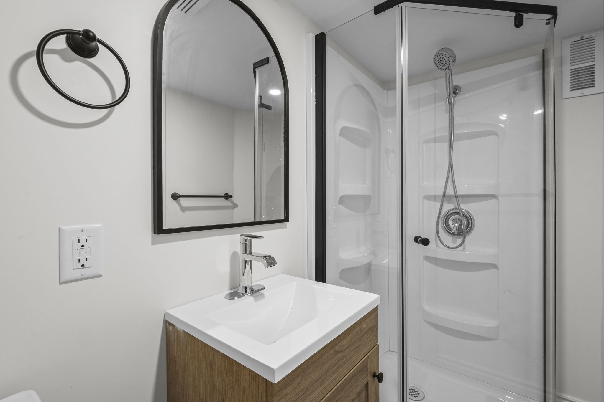  Photo 34