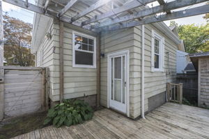  Photo 44