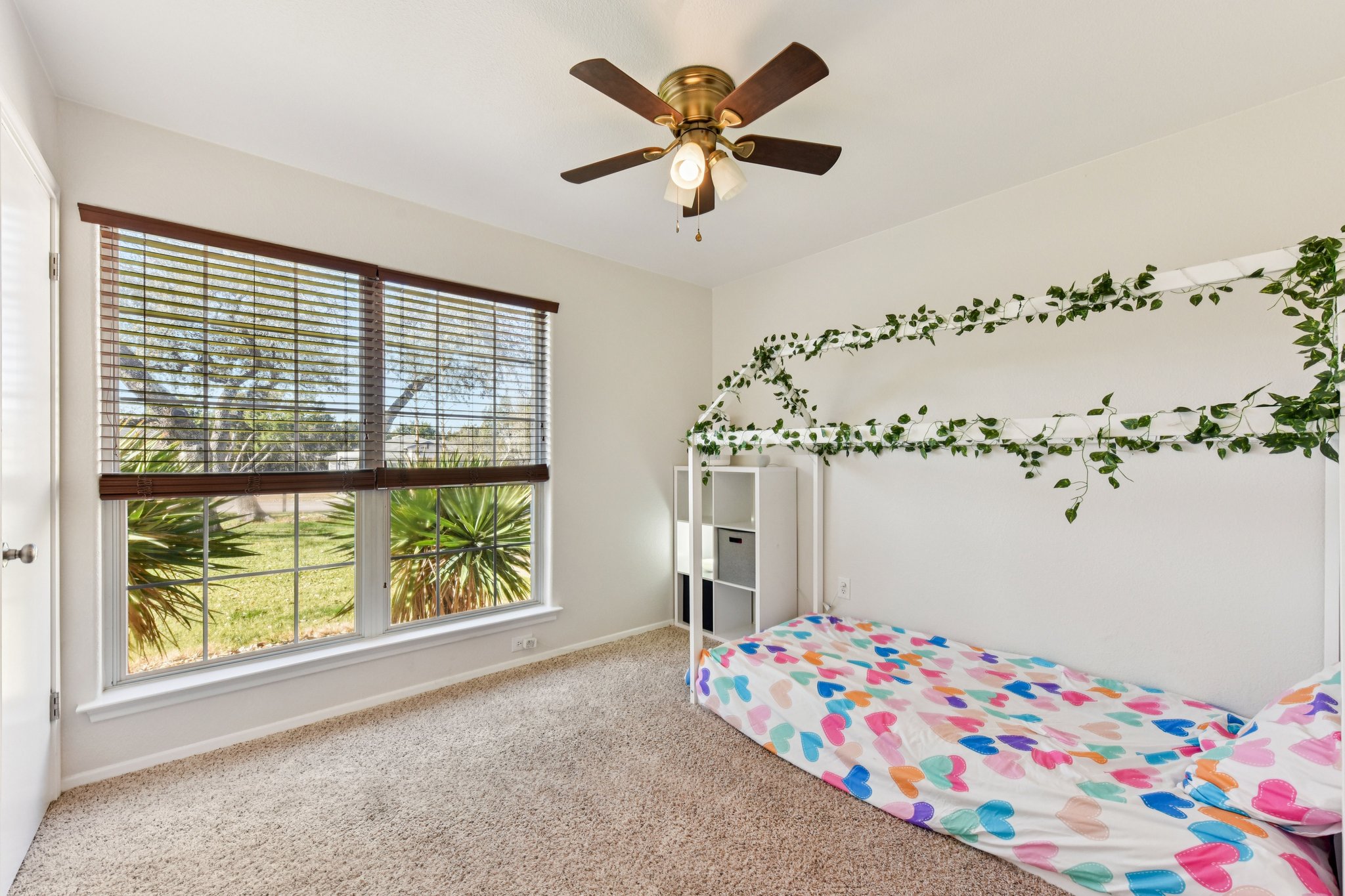 La Mesa St-S1702-019.jpg
