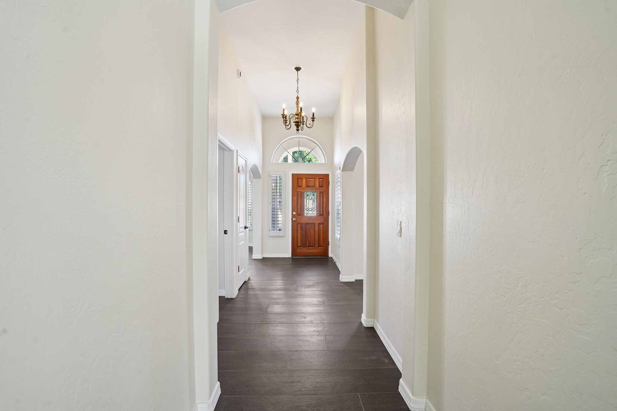 W Melinda Ln-L1303-004.jpg