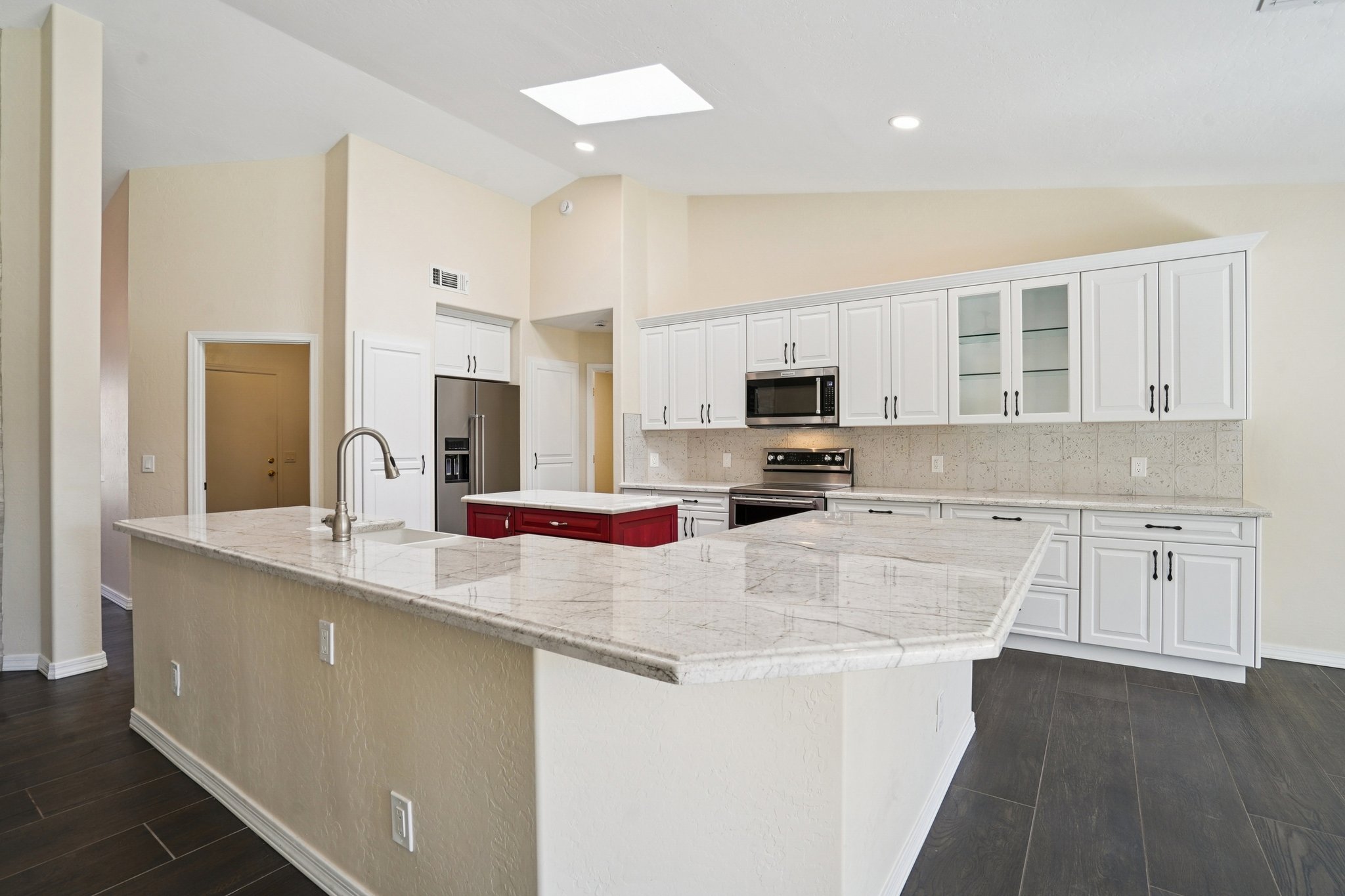 W Melinda Ln-L1303-016.jpg