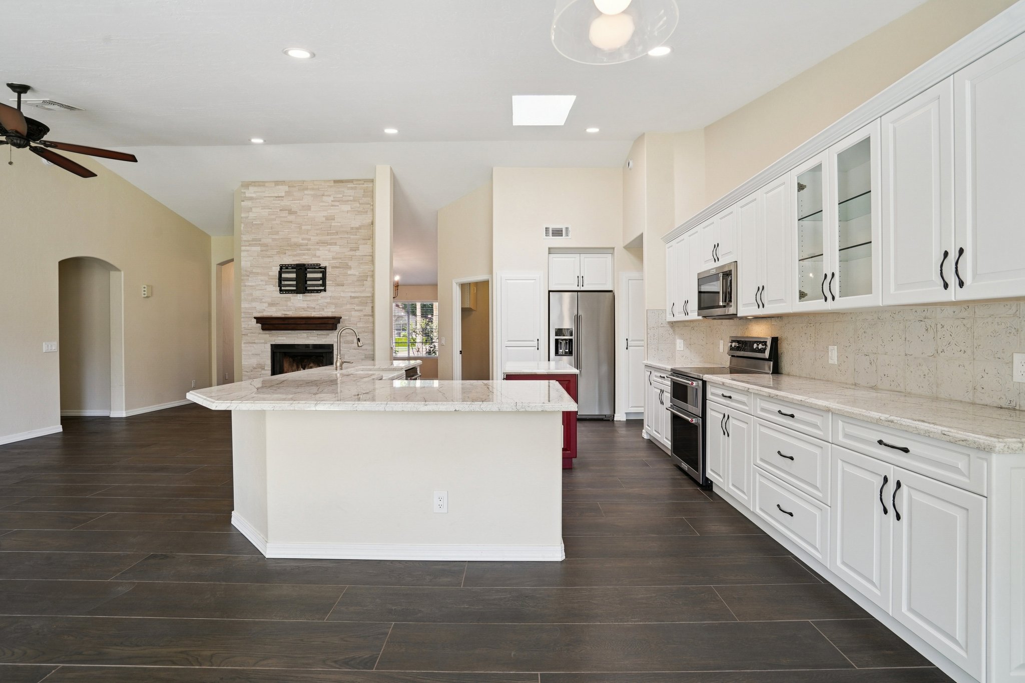 W Melinda Ln-L1303-017.jpg