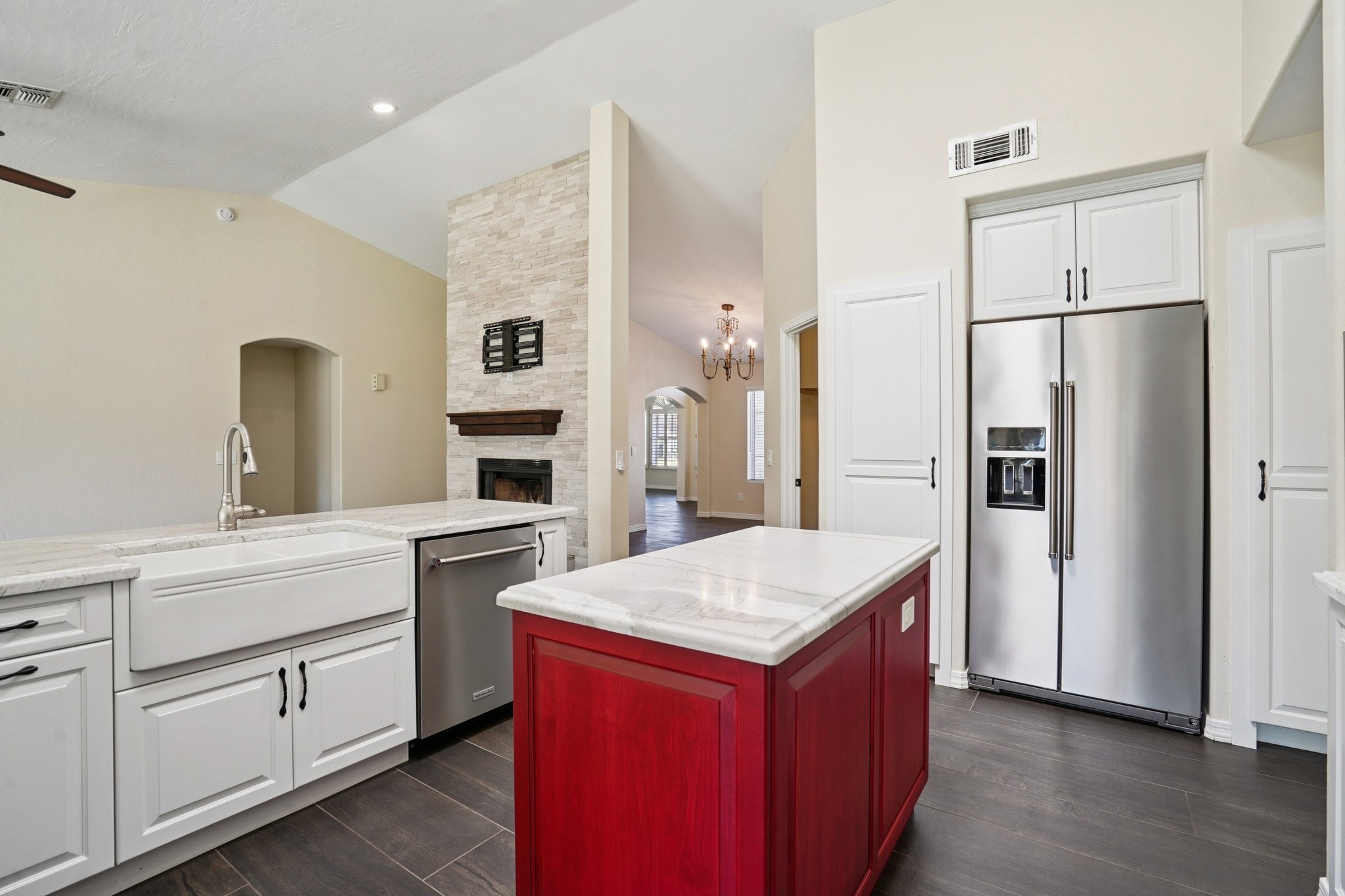 W Melinda Ln-L1303-020.jpg