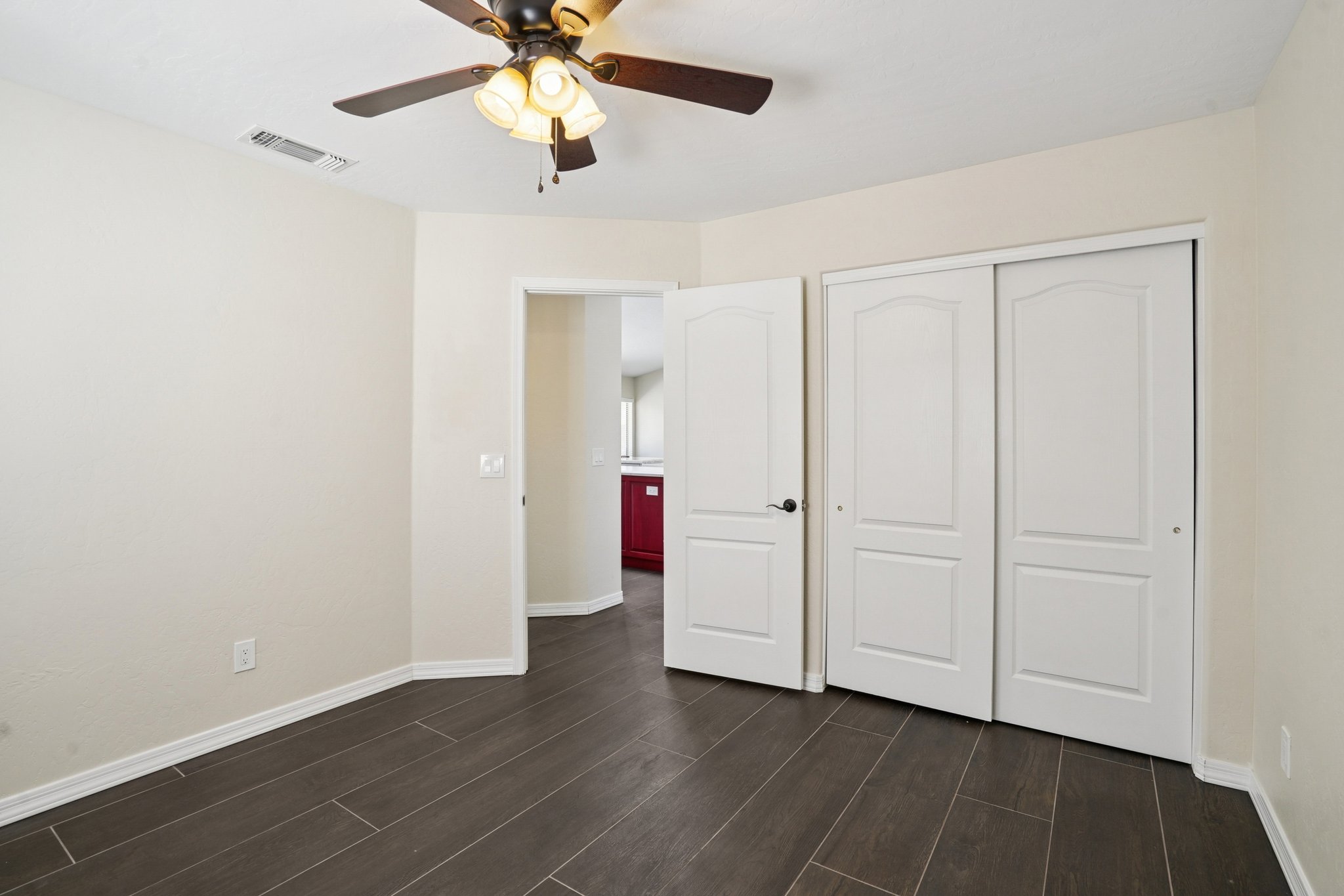 W Melinda Ln-L1303-030.jpg