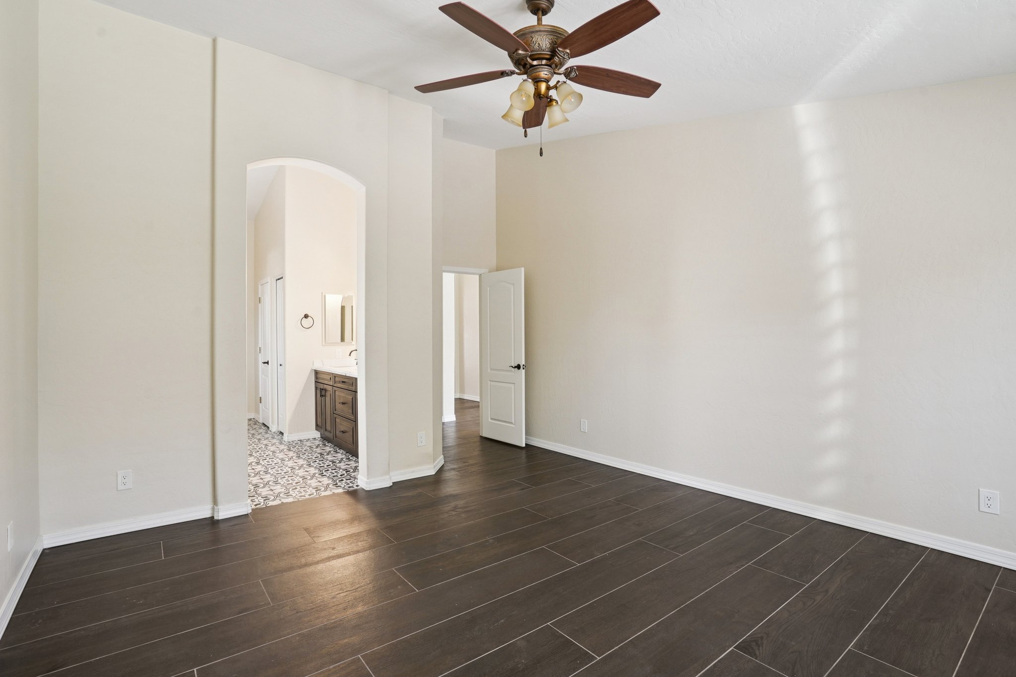 W Melinda Ln-L1303-037.jpg