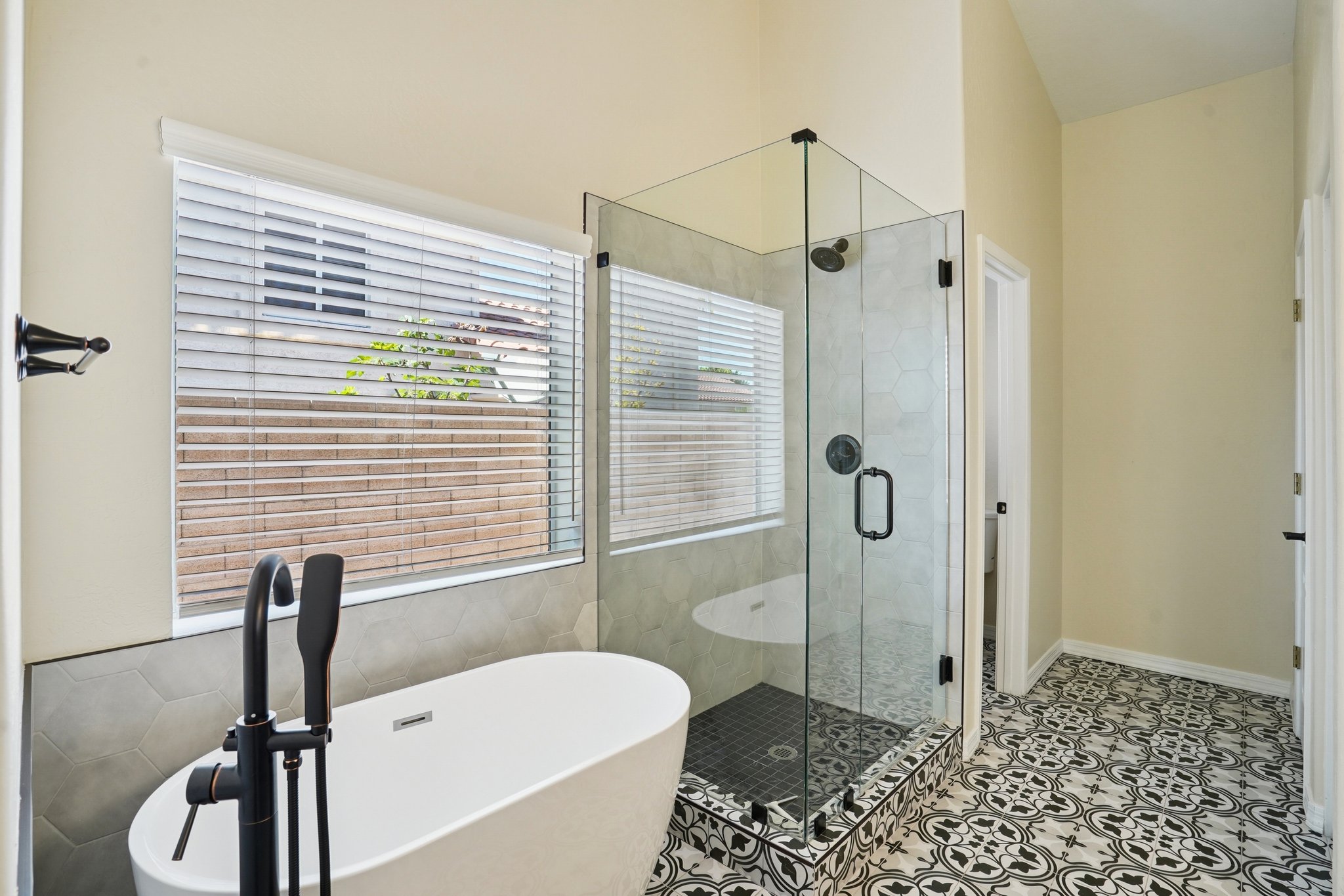 W Melinda Ln-L1303-039.jpg