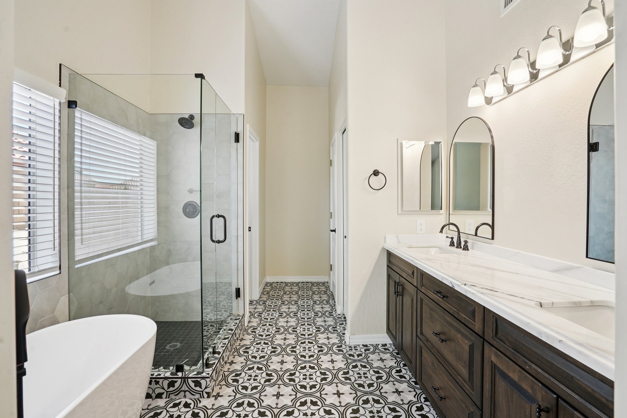 W Melinda Ln-L1303-040.jpg