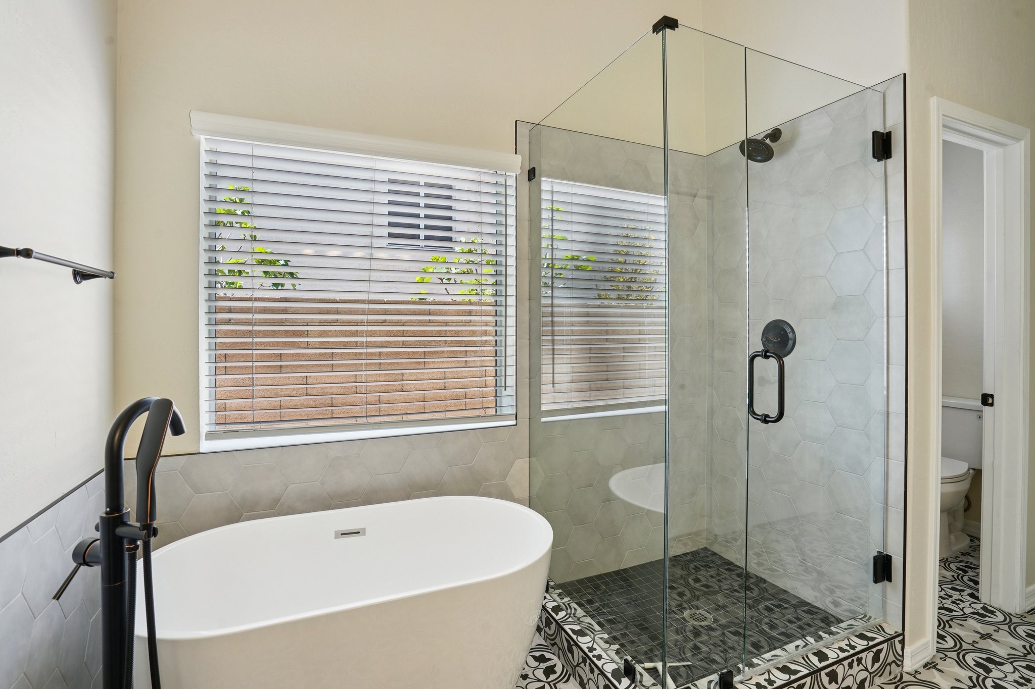 W Melinda Ln-L1303-042.jpg