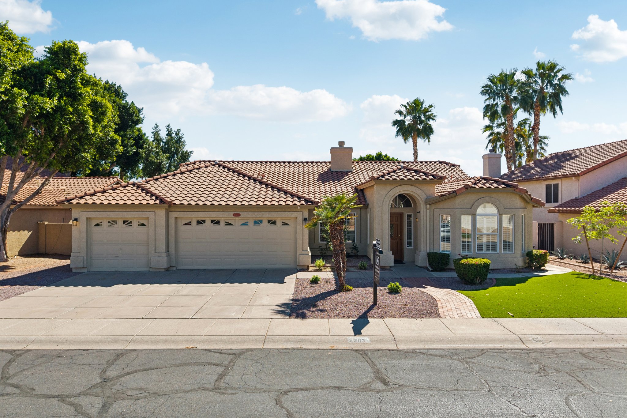 W Melinda Ln-L1303-056.jpg