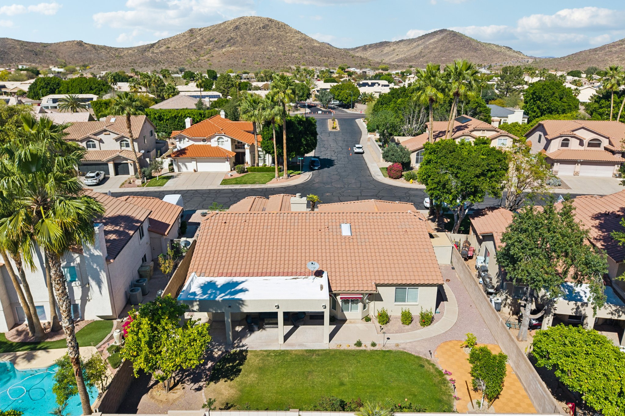 W Melinda Ln-L1303-061.jpg