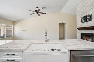 W Melinda Ln-L1303-021.jpg