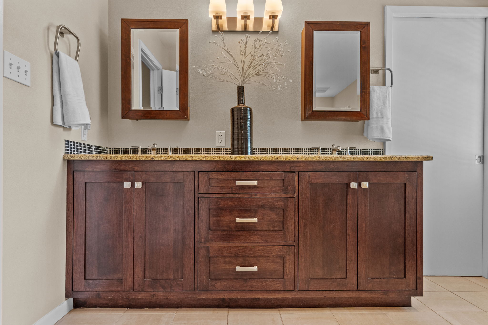 6304 Highland Hills Dr, Austin, TX 78731, USA Photo 55