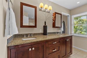 6304 Highland Hills Dr, Austin, TX 78731, USA Photo 53