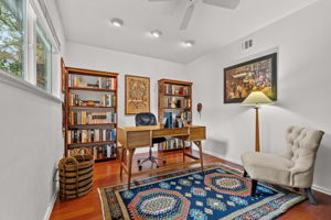 6304 Highland Hills Dr, Austin, TX 78731, USA Photo 35