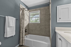 6304 Highland Hills Dr, Austin, TX 78731, USA Photo 45