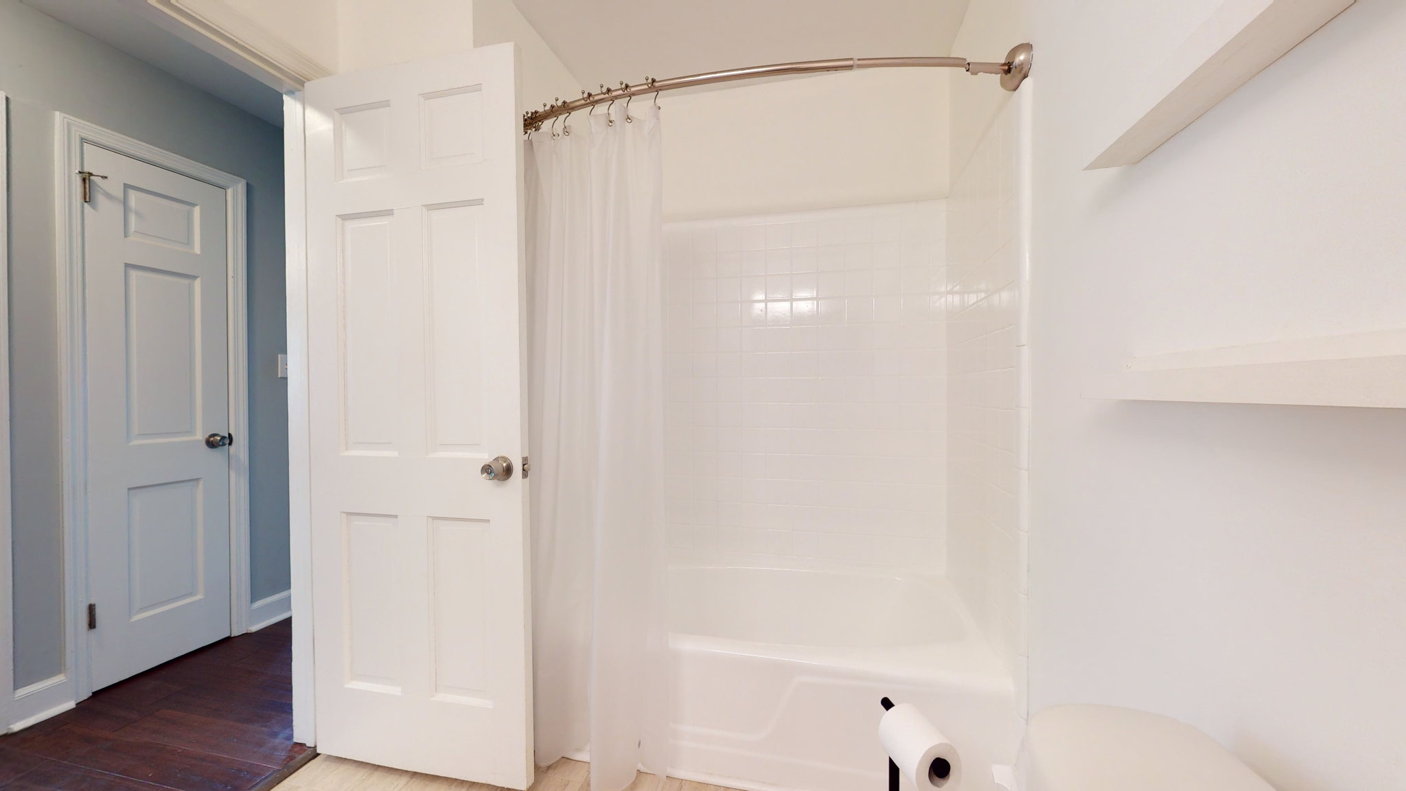 6305 Barrington Village Ln, Raleigh, NC 27610, USA Photo 40