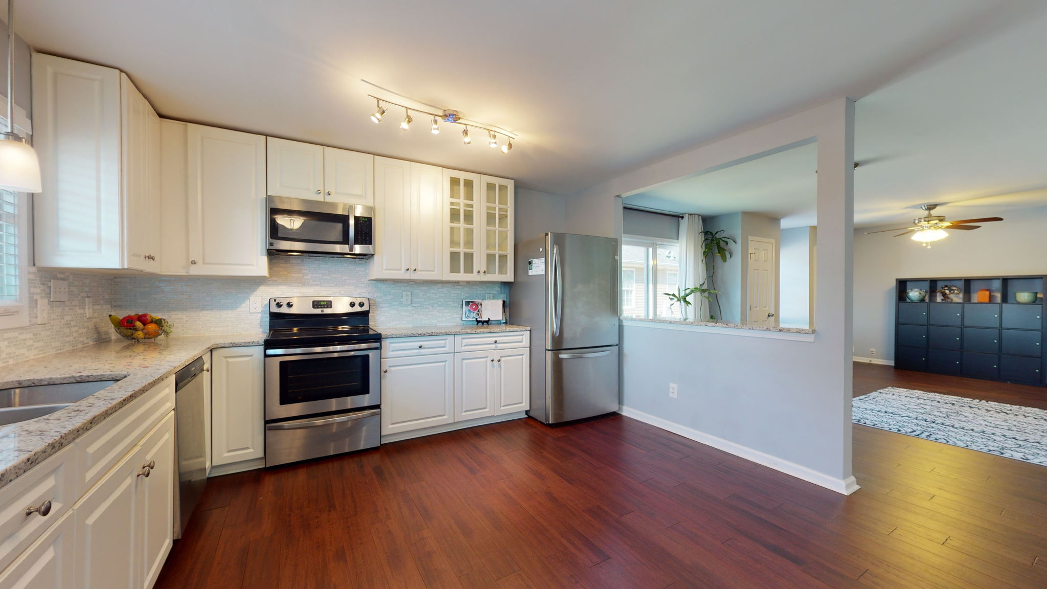 6305 Barrington Village Ln, Raleigh, NC 27610, USA Photo 19