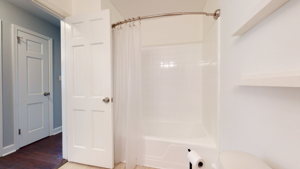 6305 Barrington Village Ln, Raleigh, NC 27610, USA Photo 39