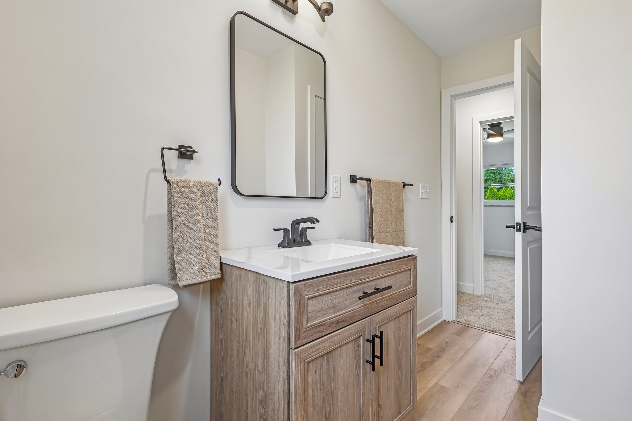 Meadowbrook Dr-S0107-030.jpg