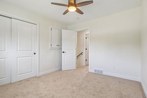 Meadowbrook Dr-S0107-027.jpg