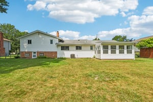 Meadowbrook Dr-S0107-034.jpg