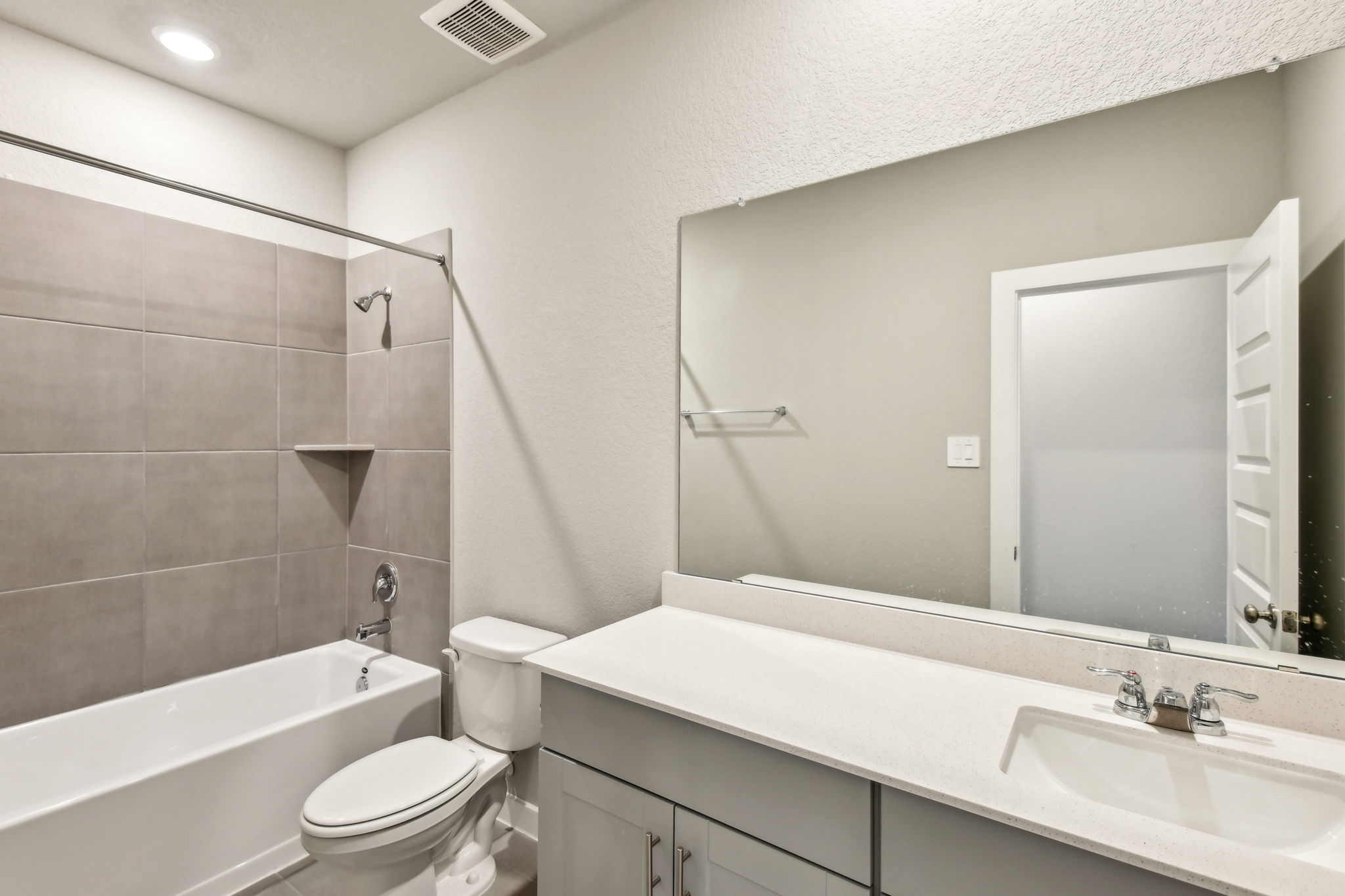 Houston - Wall Street Village - 6306 Brahman Ct, Richmond, TX 77469 - 022