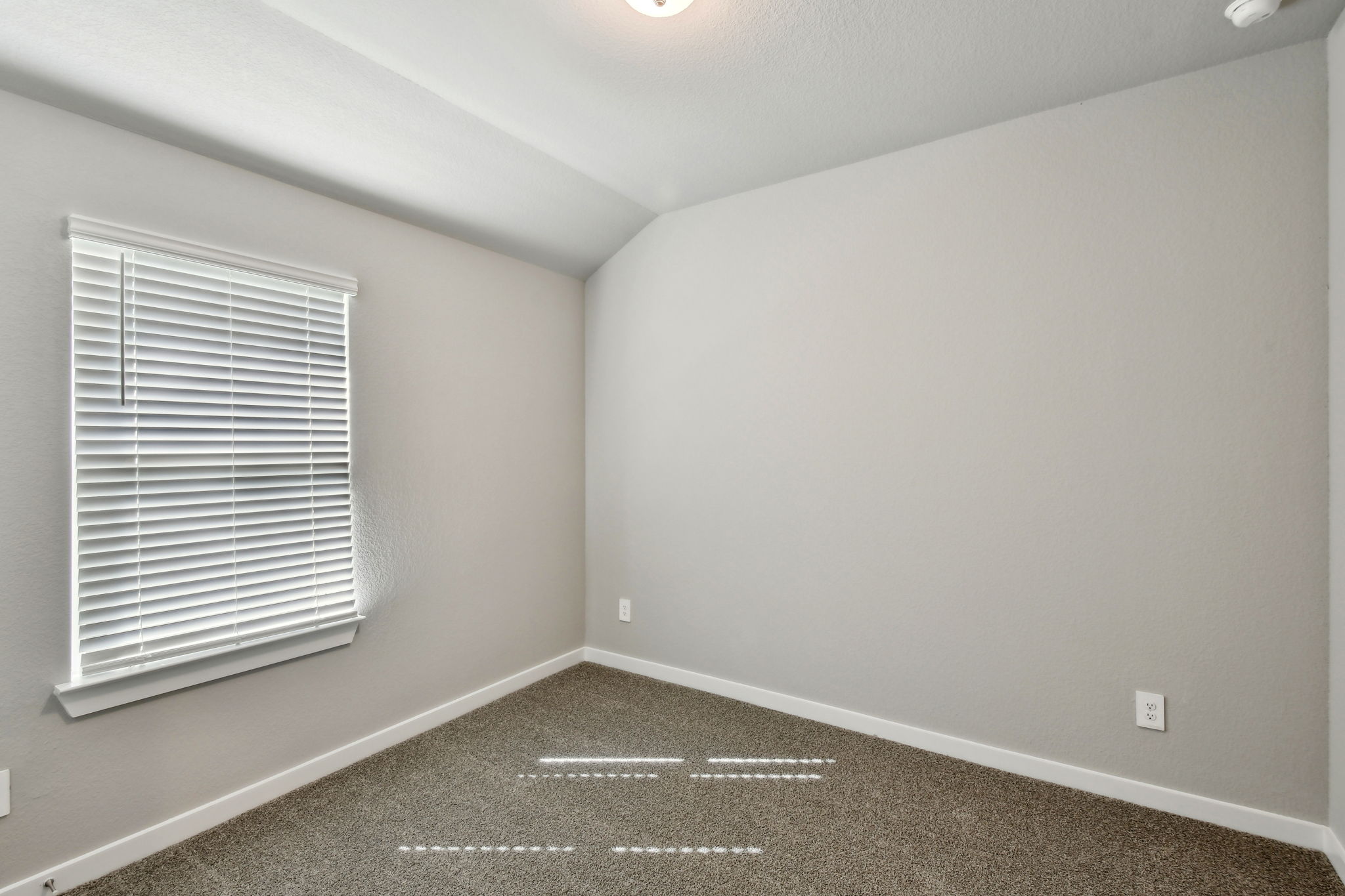 Houston - Wall Street Village - 6306 Brahman Ct, Richmond, TX 77469 - 026
