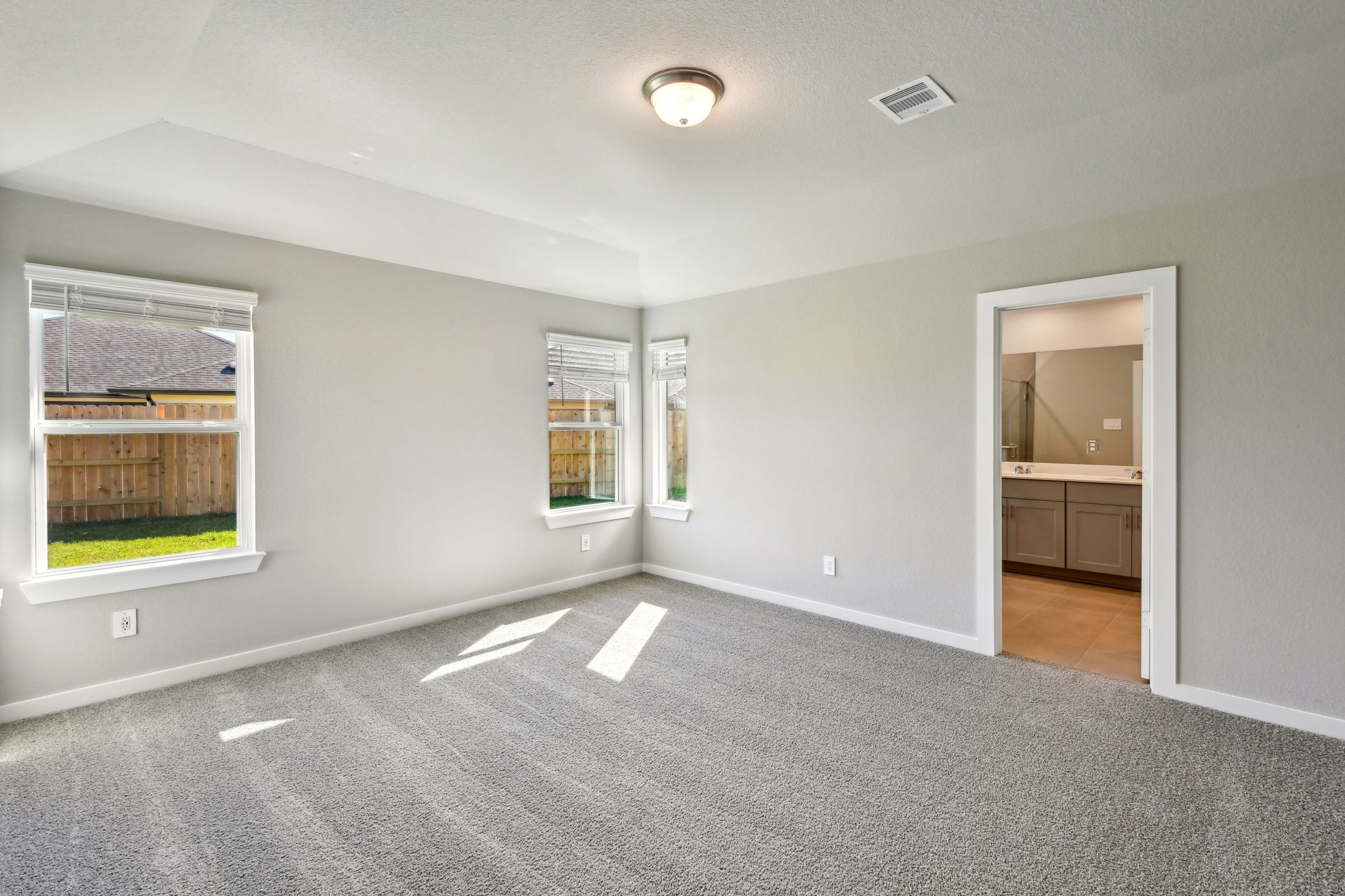 Houston - Wall Street Village - 6306 Brahman Ct, Richmond, TX 77469 - 029