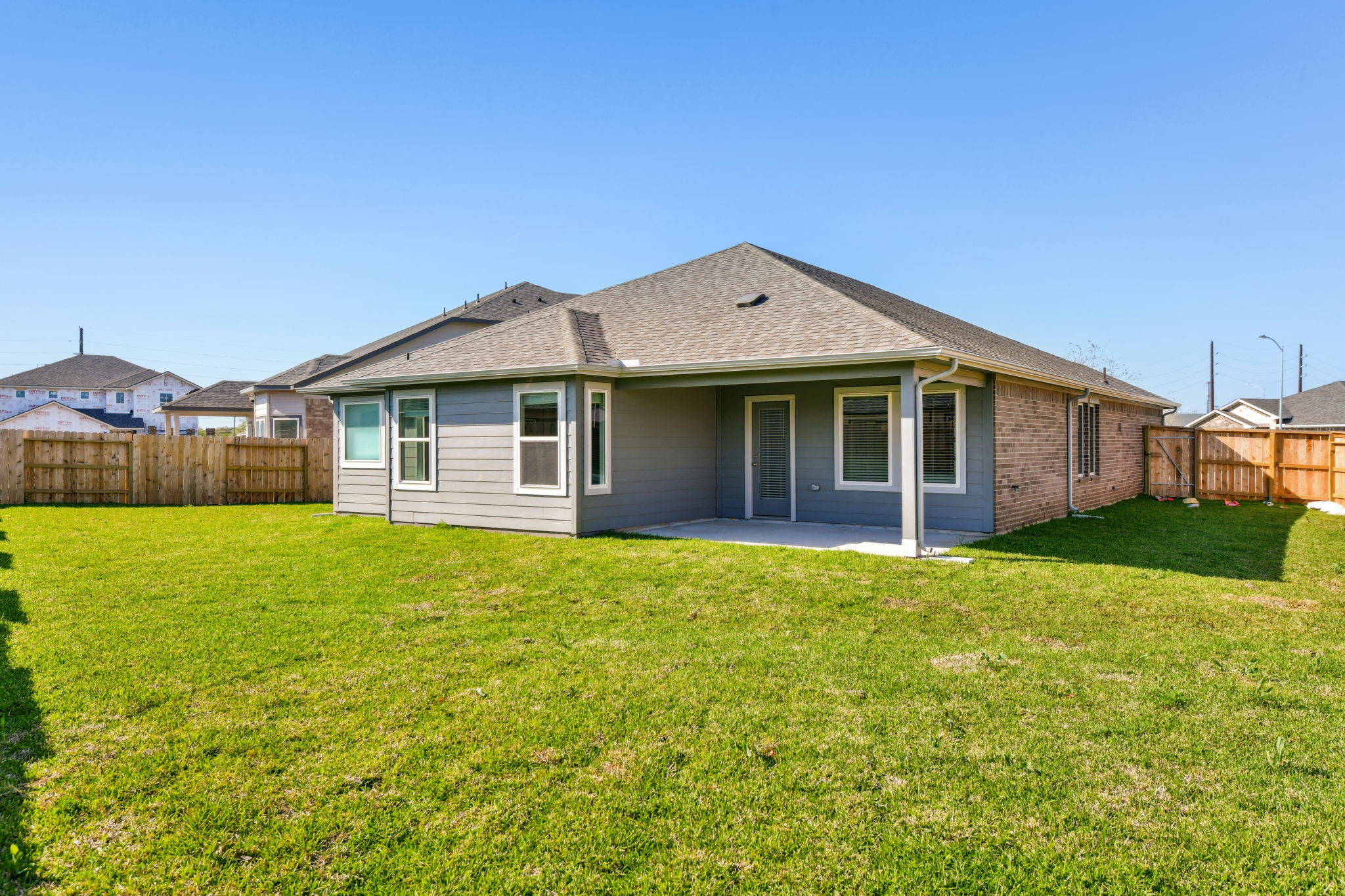 Houston - Wall Street Village - 6306 Brahman Ct, Richmond, TX 77469 - 040