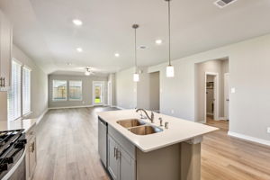 Houston - Wall Street Village - 6306 Brahman Ct, Richmond, TX 77469 - 013