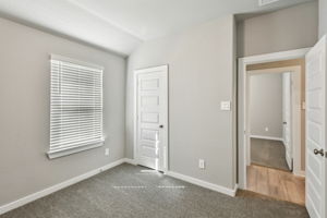 Houston - Wall Street Village - 6306 Brahman Ct, Richmond, TX 77469 - 024