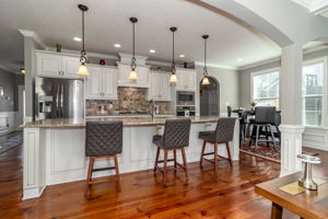 Kitchen/Breakfast Area