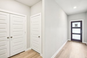 Houston - Wall Street Village - 6307 Brahman Ct, Richmond, TX 77469 - 004