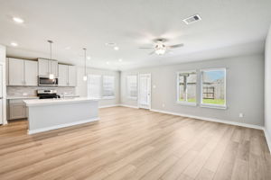 Houston - Wall Street Village - 6307 Brahman Ct, Richmond, TX 77469 - 009
