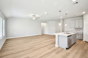 Houston - Wall Street Village - 6307 Brahman Ct, Richmond, TX 77469 - 010